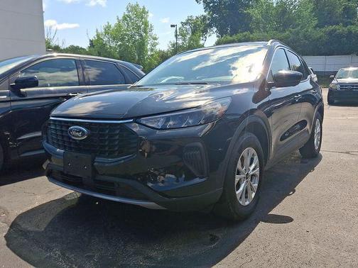 Agate Black Metallic 2023 Ford Escape Active