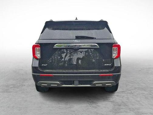 Agate Black Metallic 2022 Ford Explorer XLT