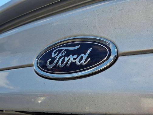White Platinum Metallic Tri-Coat 2015 Ford Fusion Titanium