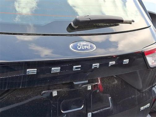 2022 Ford Escape S