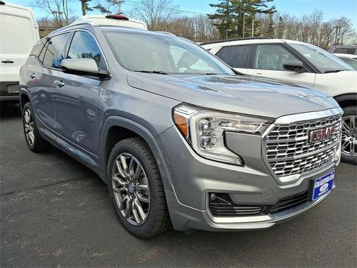 2023 GMC Terrain Denali