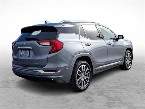 2023 GMC Terrain Denali