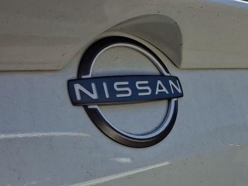 Pearl White Tricoat 2024 Nissan Altima 2.5 SL