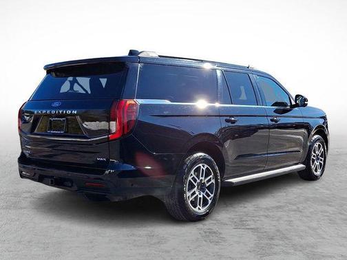 2025 Ford Expedition Max Active 4x4