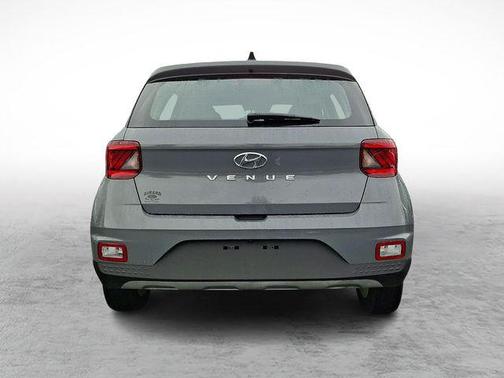 2022 Hyundai VENUE SE