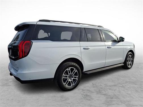 2025 Ford Expedition Max Active 4x4