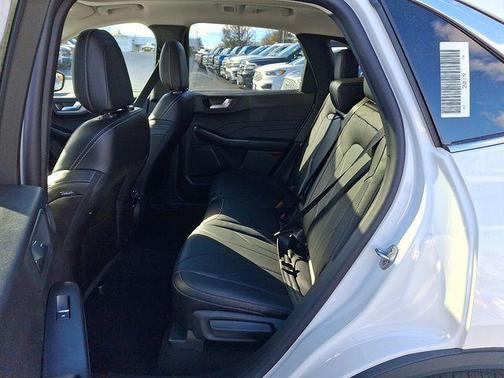 2025 Ford Escape PHEV SE