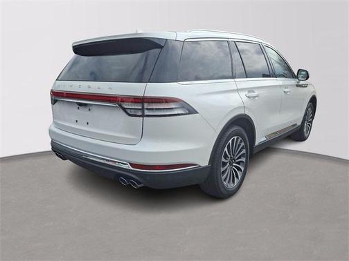 2022 Lincoln Aviator Standard AWD