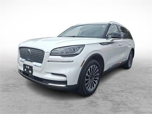 2022 Lincoln Aviator Standard AWD