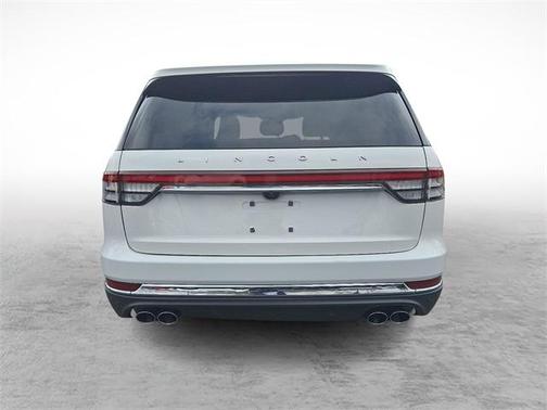 2022 Lincoln Aviator Standard AWD