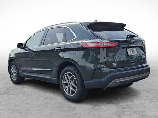 Forged Green Metallic 2022 Ford Edge SEL
