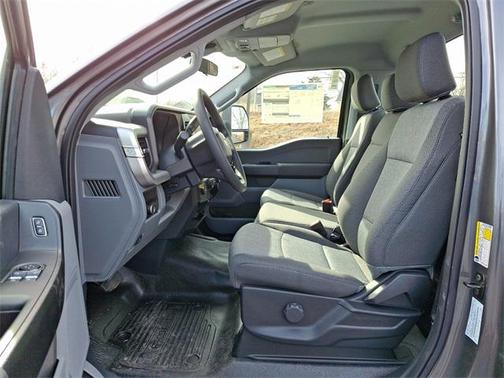 2025 Ford F-250 XLT