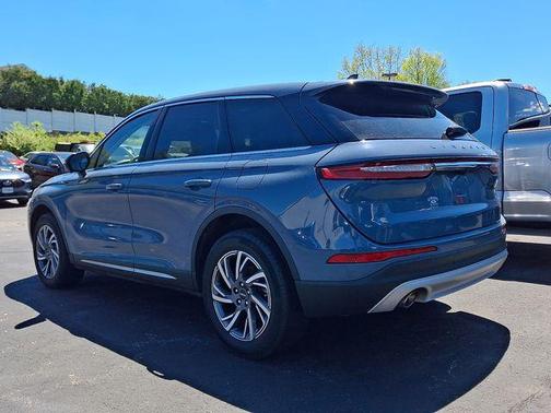 Whisper Blue Metallic Clearcoat 2023 Lincoln Corsair Standard