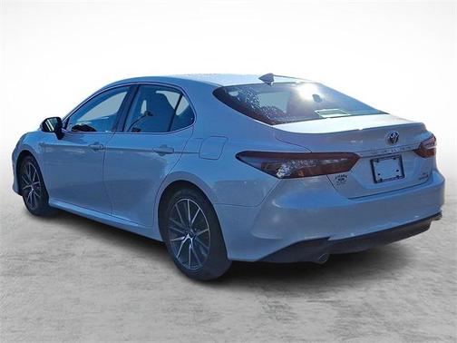 2021 Toyota Camry Hybrid XLE