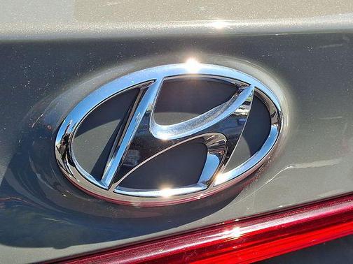 Hampton Gray 2023 Hyundai SANTA FE SEL 2.4