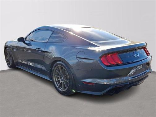 Magnetic 2018 Ford Mustang GT Premium