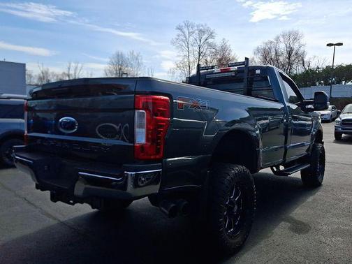 Magnetic 2019 Ford F-350 XLT