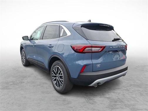2025 Ford Escape PHEV SE