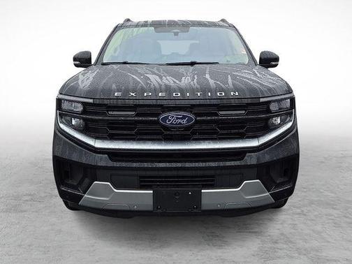 Agate Black Metallic 2025 Ford Expedition Max Platinum