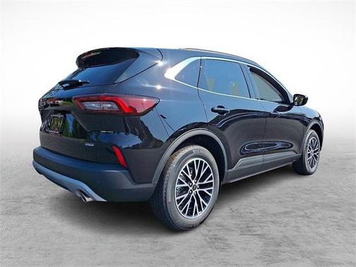 2025 Ford Escape PHEV SE