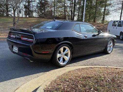 2015 Dodge Challenger R/T Plus
