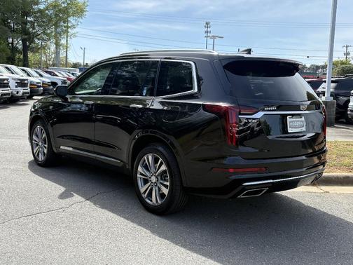 Black 2024 Cadillac XT6 Premium Luxury FWD