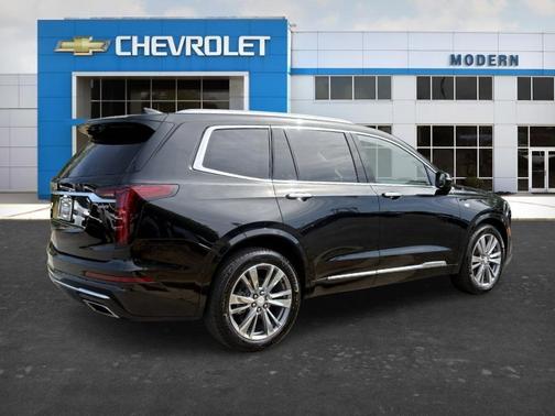 Black 2024 Cadillac XT6 Premium Luxury FWD