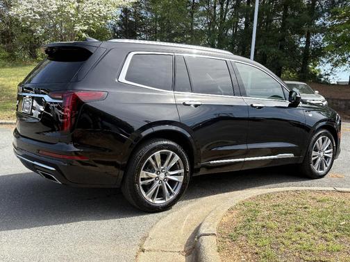 Black 2024 Cadillac XT6 Premium Luxury FWD