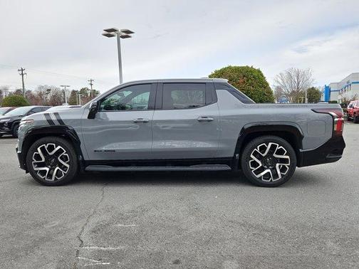 2025 Chevrolet Silverado EV RST