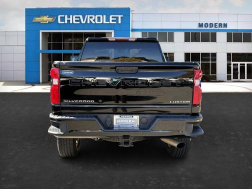 2020 Chevrolet Silverado 2500 Custom