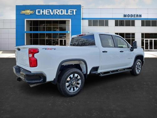 2026 Chevrolet Silverado 2500 Custom