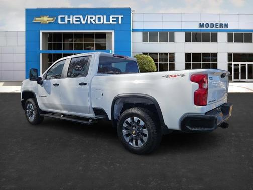 2026 Chevrolet Silverado 2500 Custom