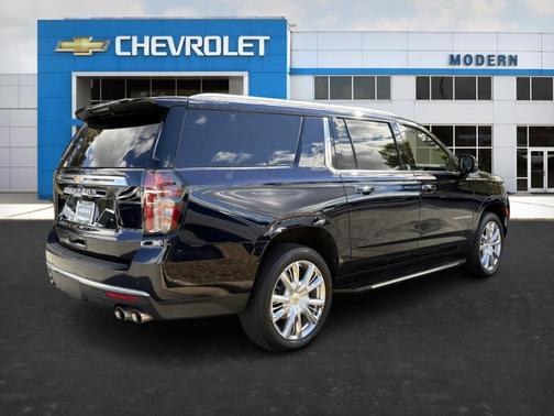 2022 Chevrolet Suburban High Country