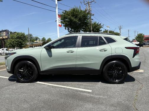 Green 2026 Chevrolet Trax ACTIV