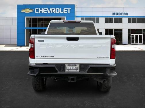 2026 Chevrolet Silverado 2500 Custom