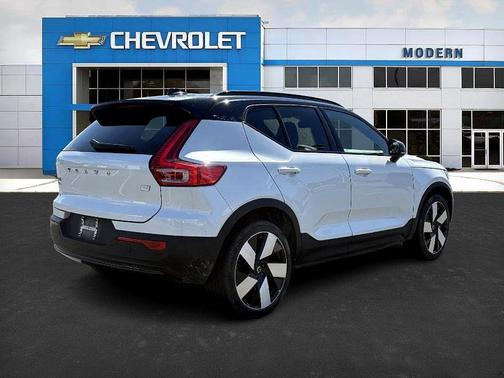 2024 Volvo XC40 Recharge Pure Electric Twin Ultimate