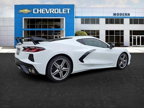 2026 Chevrolet Corvette Stingray w/2LT