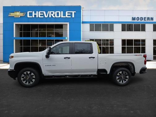 2026 Chevrolet Silverado 2500 Custom