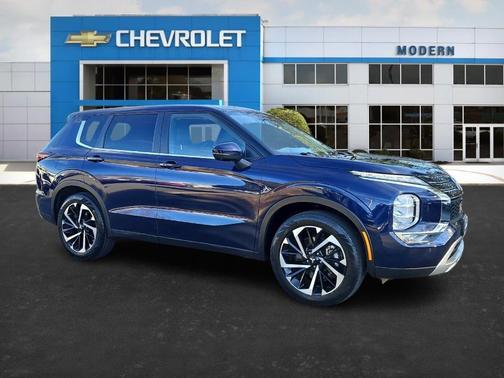 2024 Mitsubishi Outlander SE