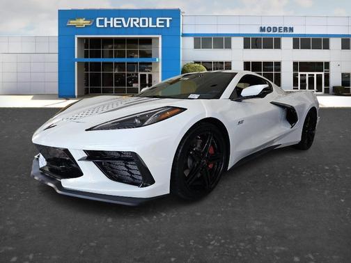 White 2026 Chevrolet Corvette Stingray w/3LT