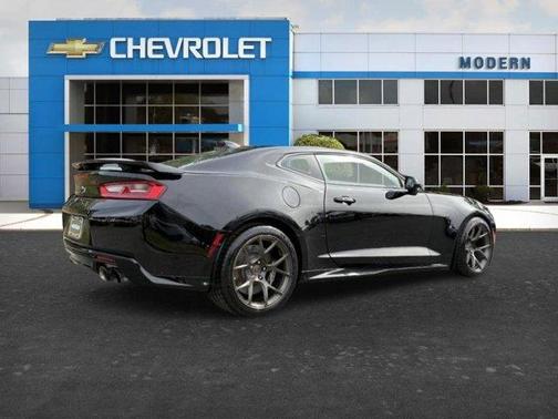 Black 2018 Chevrolet Camaro ZL1