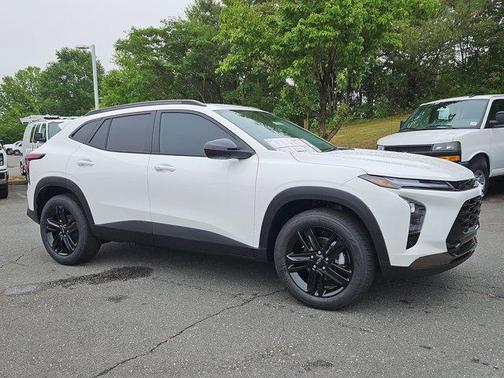 White 2026 Chevrolet Trax ACTIV