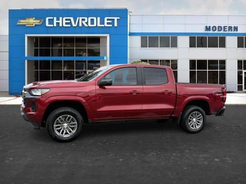 Red 2023 Chevrolet Colorado LT