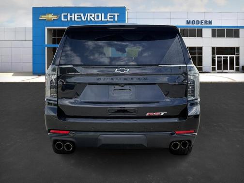 2025 Chevrolet Suburban RST