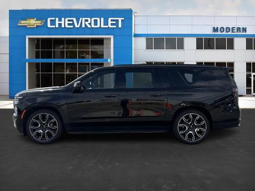 2025 Chevrolet Suburban RST