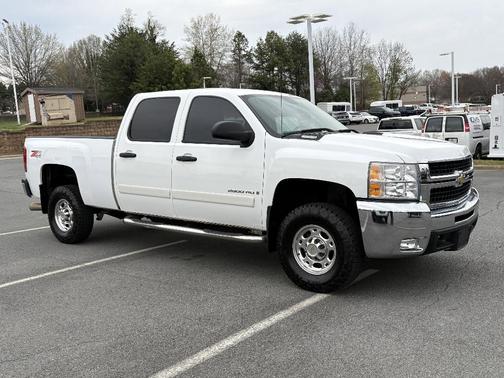 2007 Chevrolet Silverado 2500 LT1 H/D Crew Cab