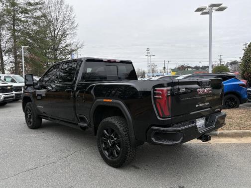 2024 GMC Sierra 2500 AT4