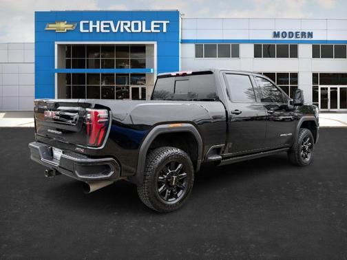 2024 GMC Sierra 2500 AT4