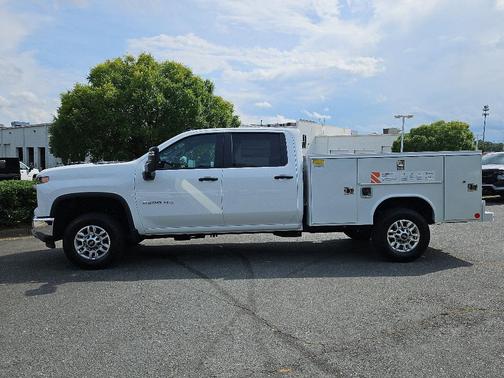 White 2025 Chevrolet Silverado 2500 WT