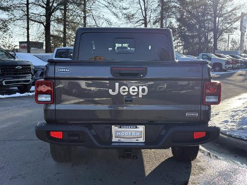 2020 Jeep Gladiator Overland